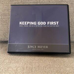 Keeping God First Joyce Meyer 4-Compact Disk Audiobook